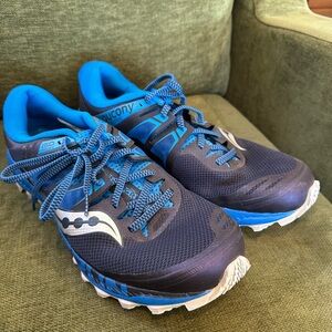 Saucony Trail Running Sneakers
size 13 Men new